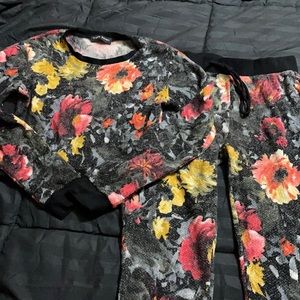 Floral 2 Piece Set